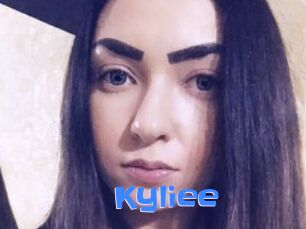 Kyliee_