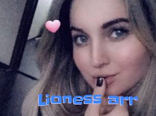 Lioness_arr