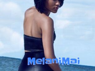 MelaniMai