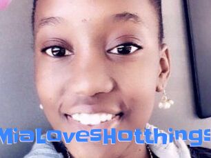 MiaLovesHotthings