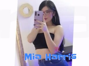 Mia_Harris