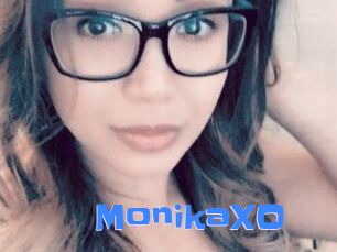 MonikaXO