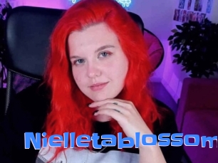 Nielletablossom