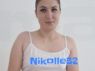 Nikolle32