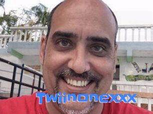 Twiinonexxx